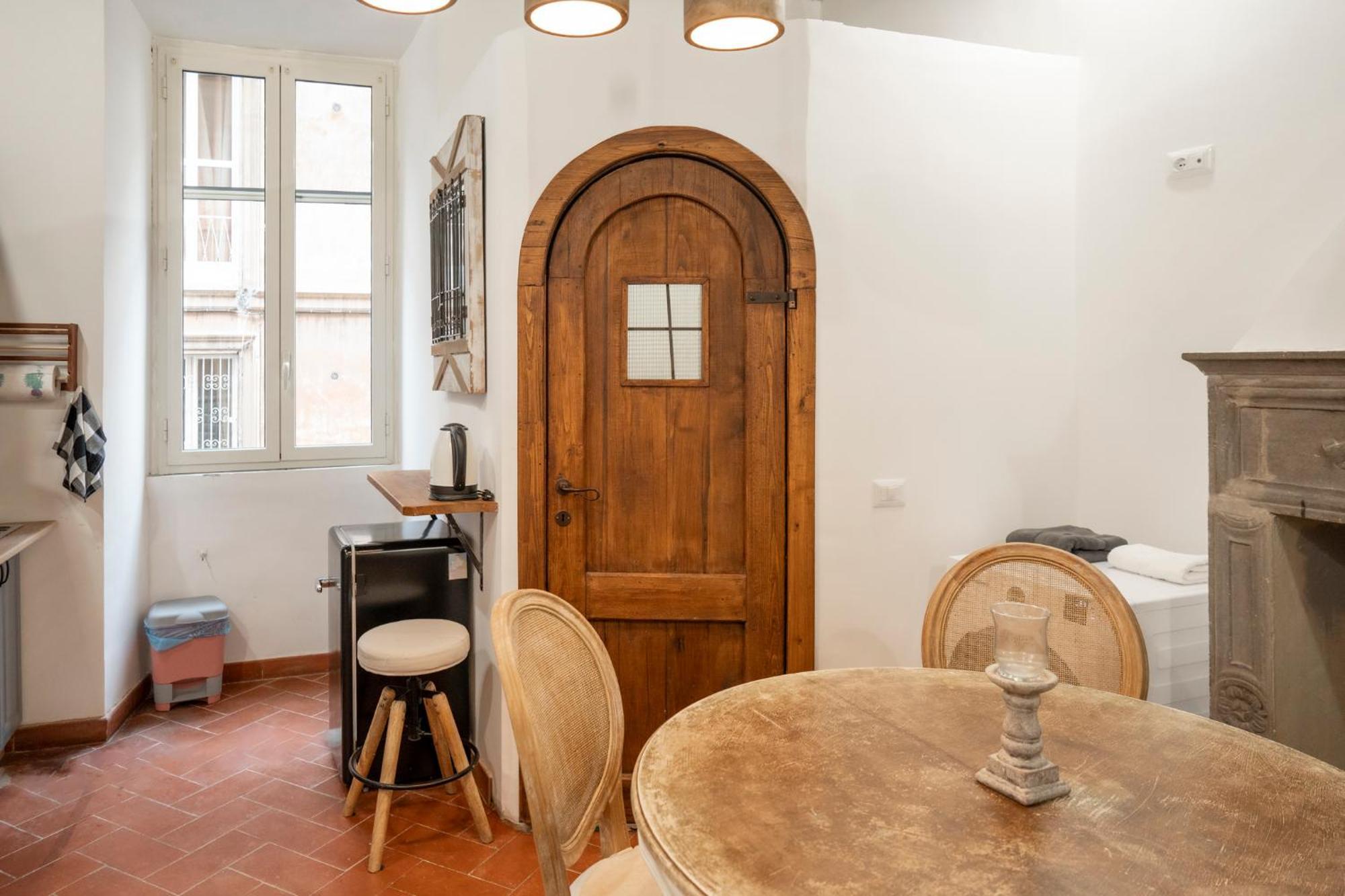 Domus Capocci - Rione Monti * Rom